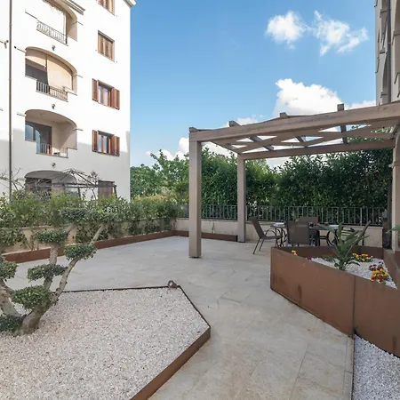 Colino Apartment